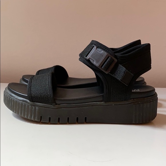 mia black platform sandals